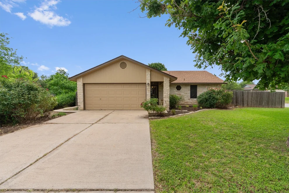 Unit for sale at 716 Northern TRL, Leander, TX 78641