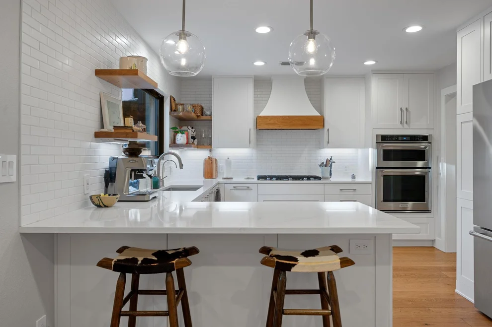 Unit for sale at 8600 Appalachian DR, Austin, TX 78759