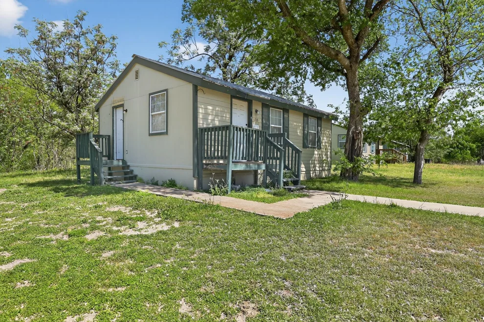 Photo of 709 Bremser Avenue, Killeen, TX 76541