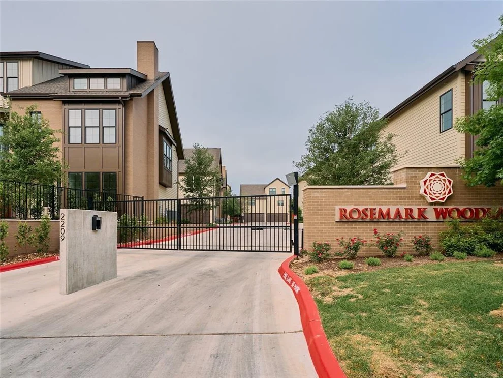 Unit for sale at 2209 Woodland Ave, Austin, TX 78741