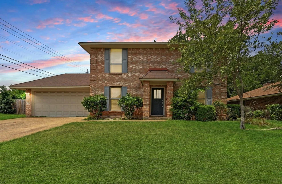 Unit for sale at 7304 Beckett RD, Austin, TX 78749