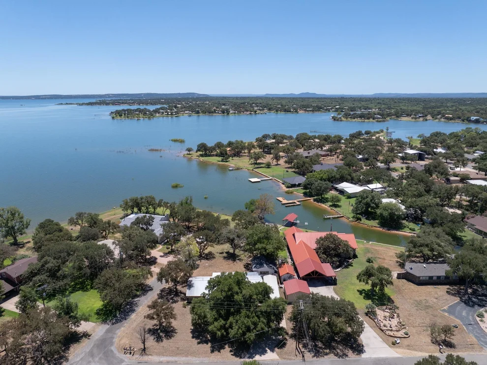 Unit for sale at 606 Cedar DR, Buchanan Dam, TX 78609