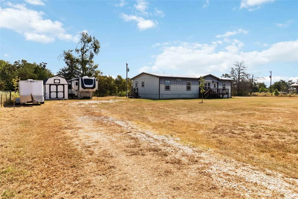 Unit for sale at 1697 Fm 2104, Paige, TX 78659