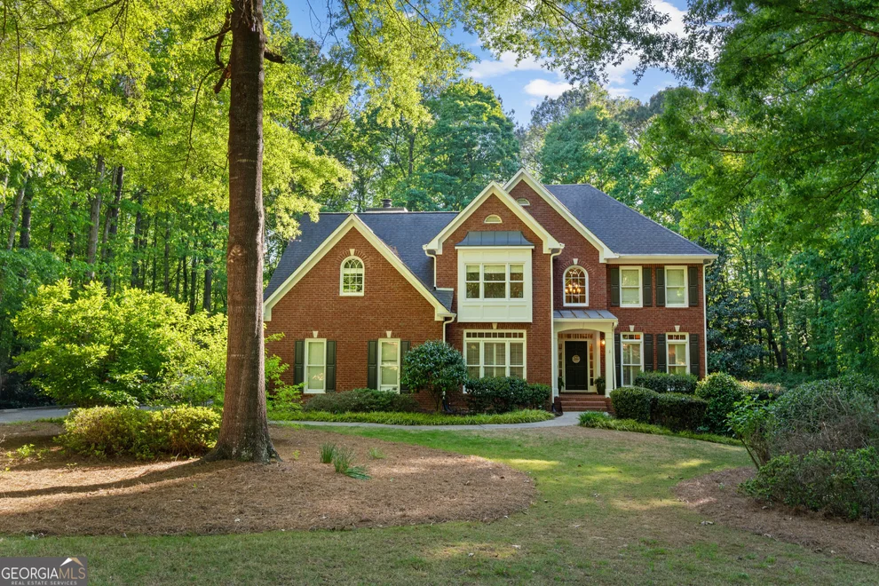 Unit for sale at 185 Woodcreek Lane, Fayetteville, GA 30215