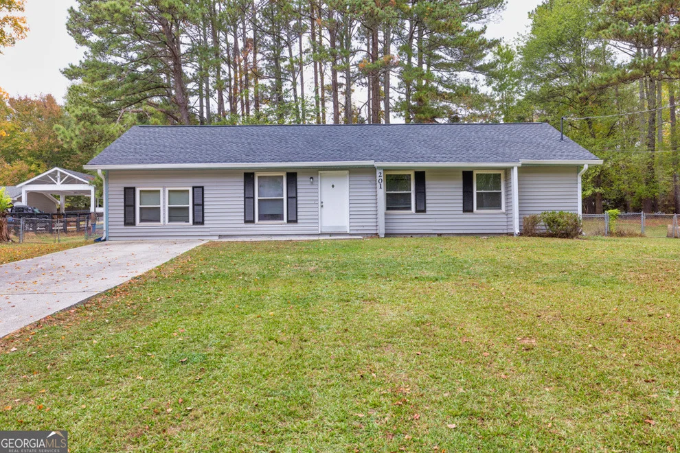 Unit for sale at 201 Park Place Drive, Lawrenceville, GA 30045