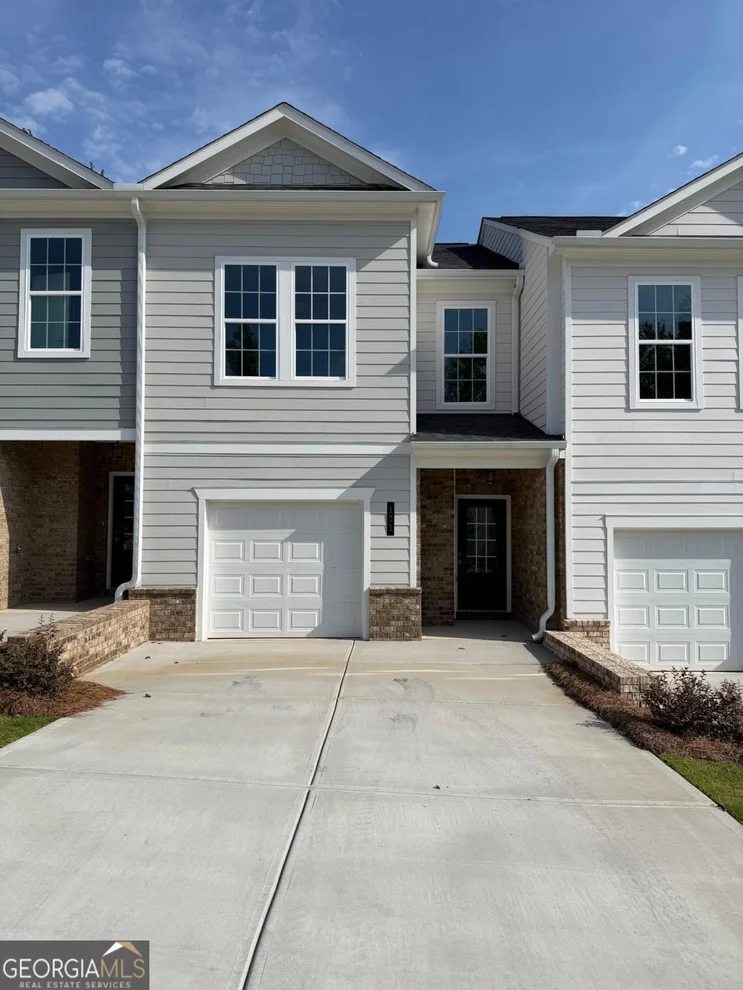 Unit for sale at 121 Greenview Court, Homer, GA 30547