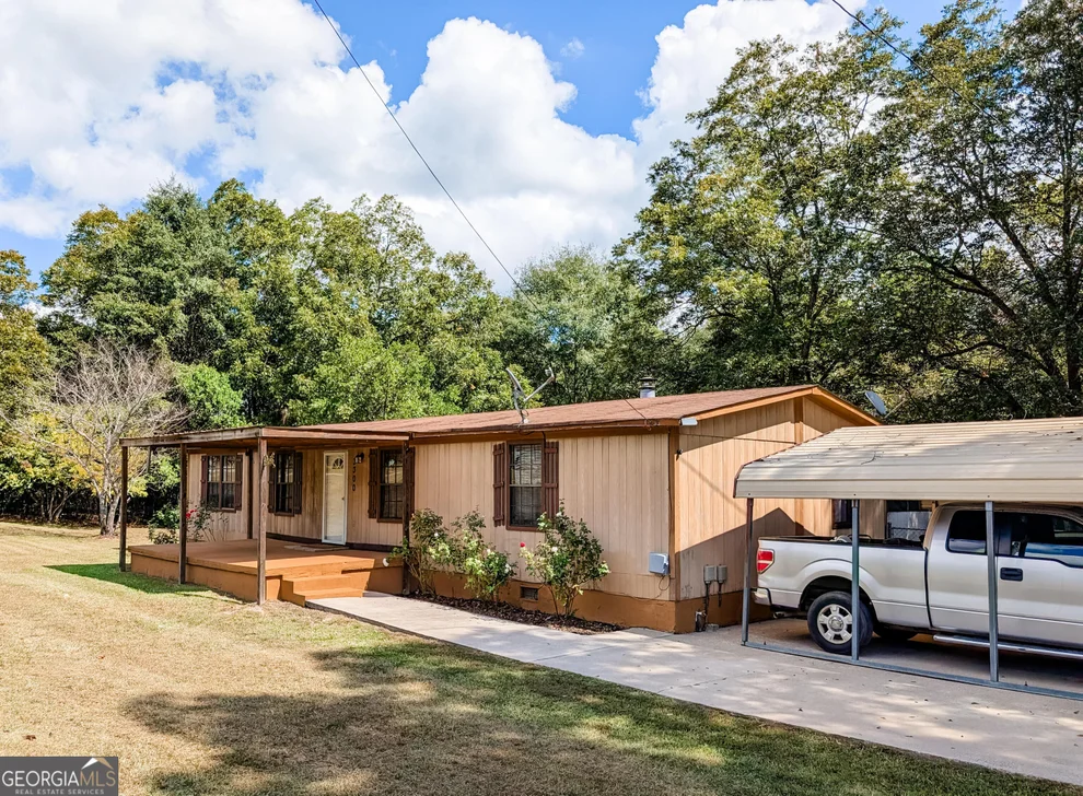 Unit for sale at 3300 Hamlin Road, Lizella, GA 31052