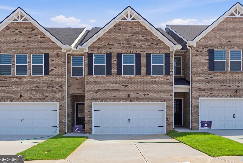 Unit for sale at 3652 PARKWAY JAMES Drive, Snellville, GA 30039