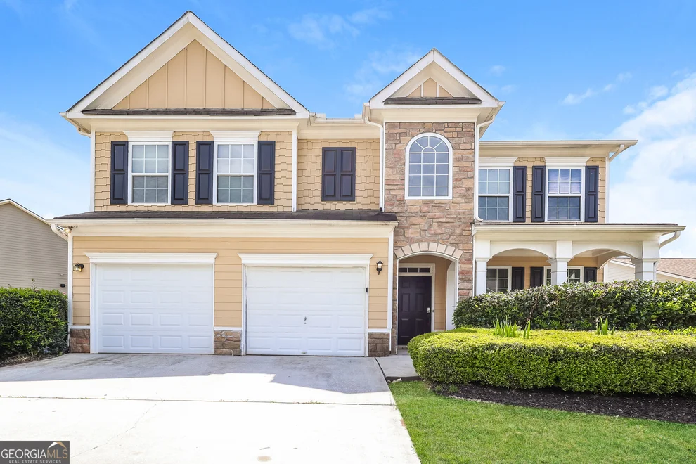 Unit for sale at 8931 Crestview Circle, Union City, GA 30291