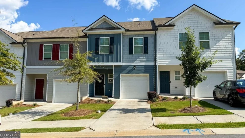 Unit for sale at 3472 Lakeview Creek, Lithonia, GA 30038