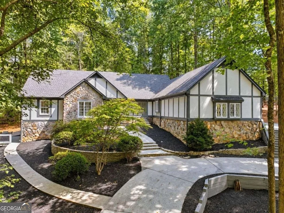 Unit for sale at 1987 Batesville Road, Canton, GA 30115