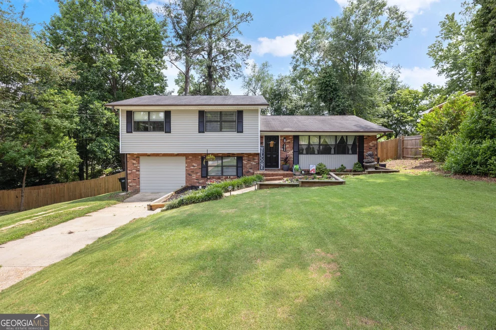 Unit for sale at 3838 Lyn Drive, Columbus, GA 31909