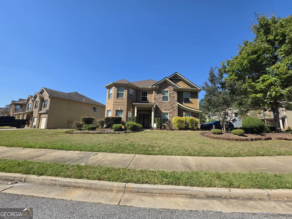 Unit for sale at 7502 Bowhead Court, Fairburn, GA 30213