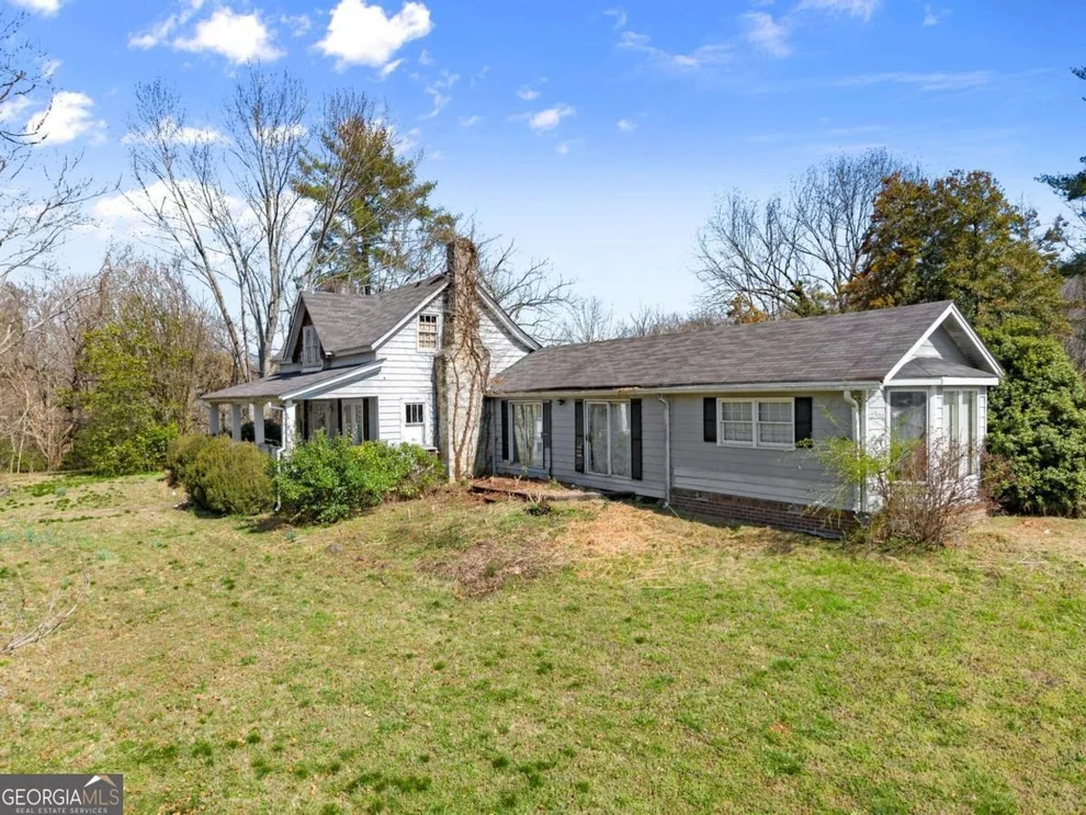 Unit for sale at 111 Skitts Mountain Road, Cleveland, GA 30528