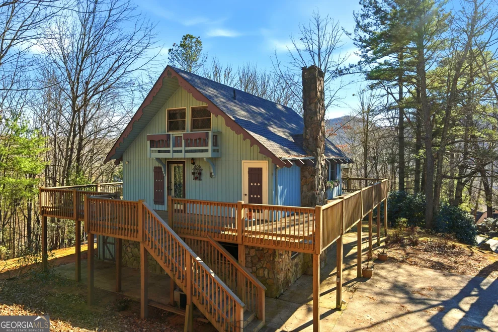 Unit for sale at 452 E Sugarbush Drive, Dillard, GA 30537