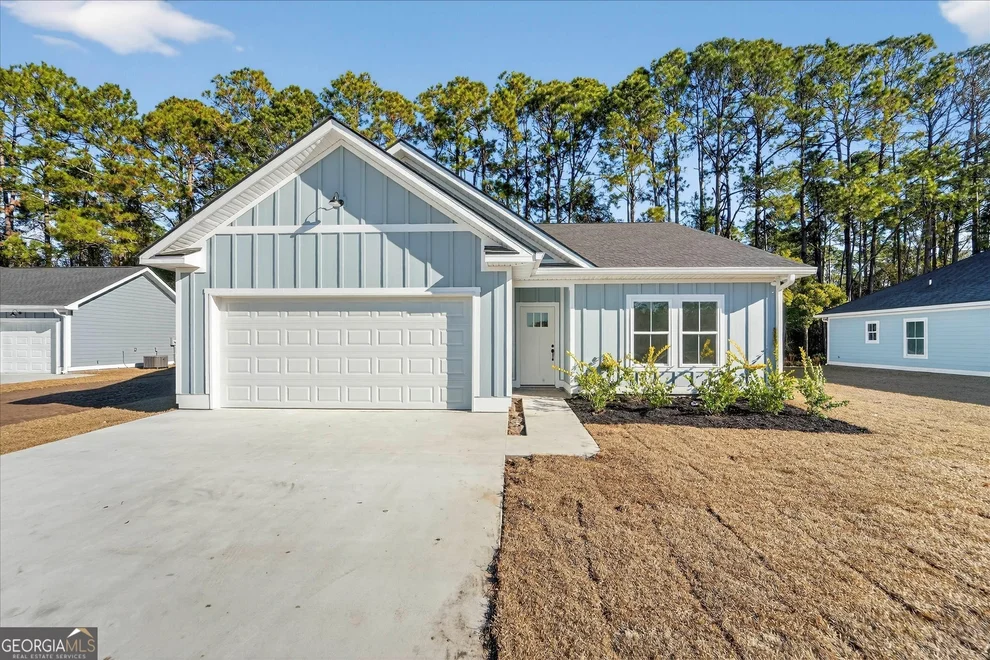 Unit for sale at 1072 Cottage Way, Darien, GA 31305