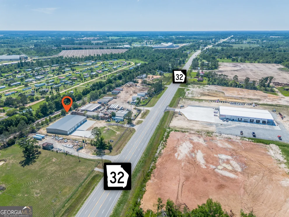 Unit for sale at 3793 Ga Highway 32 W, Douglas, GA 31533
