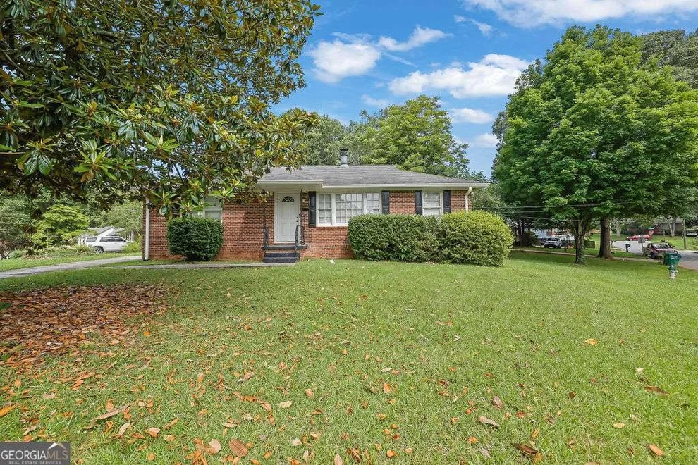 Unit for sale at 571 Benmac Road SE, Smyrna, GA 30080