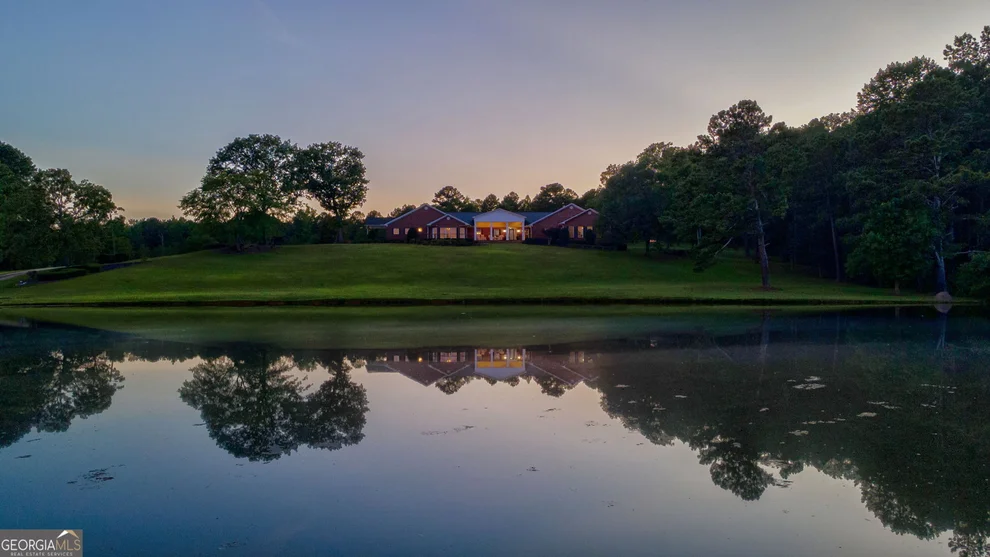 Unit for sale at 1703 Bullards Ferry Road, Elberton, GA 30635