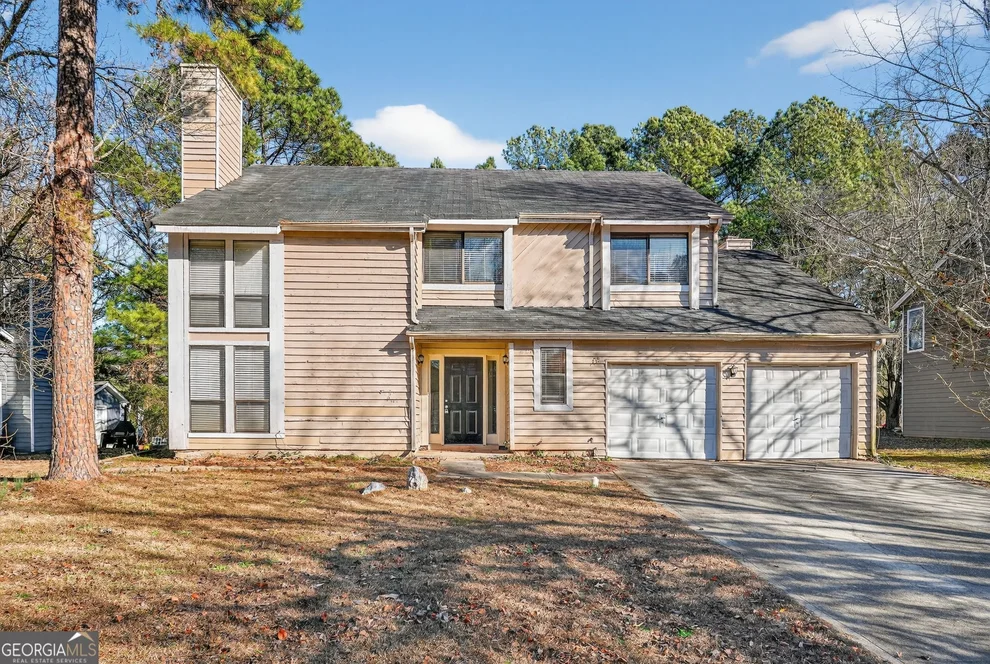 Unit for sale at 858 Chapman Circle, Stone Mountain, GA 30088