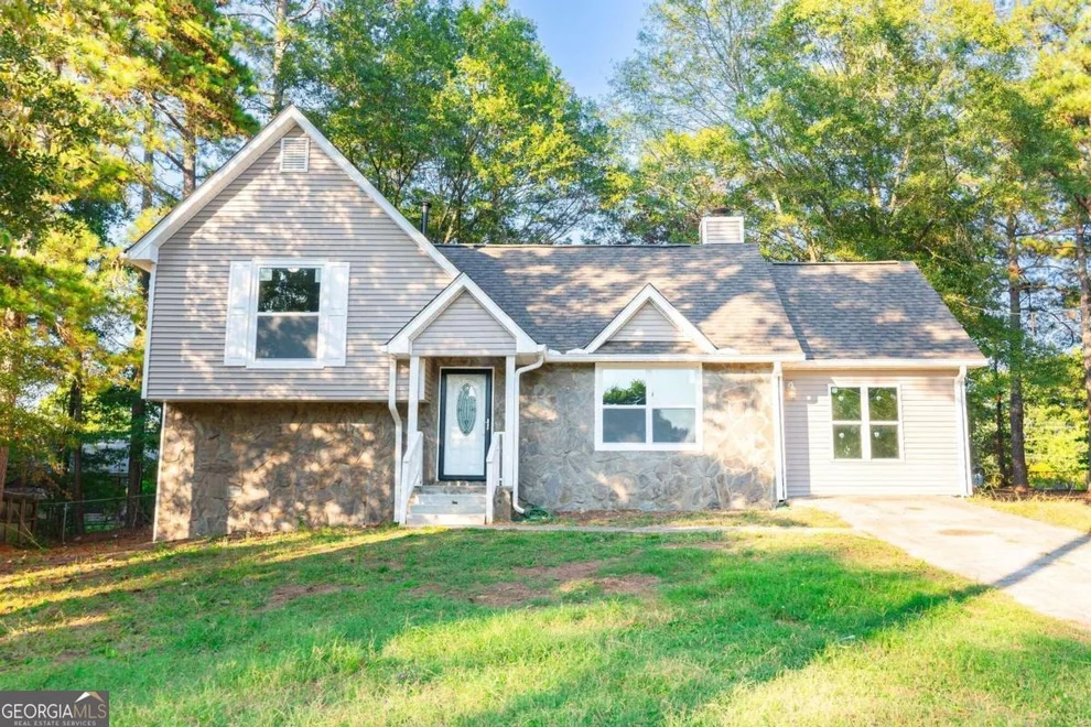 Unit for sale at 8500 Bowen Court, Jonesboro, GA 30238