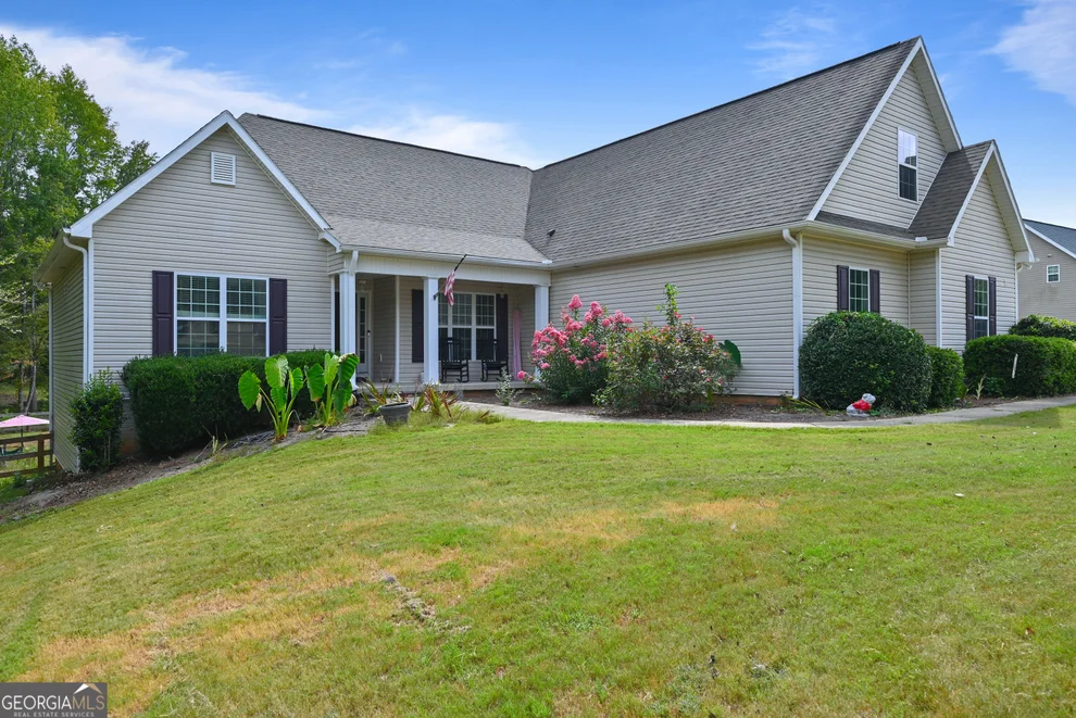 Unit for sale at 42 Meadows Lane, Senoia, GA 30276