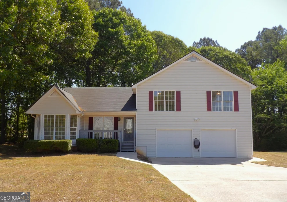 Unit for sale at 183 Bethnal Way, Douglasville, GA 30134