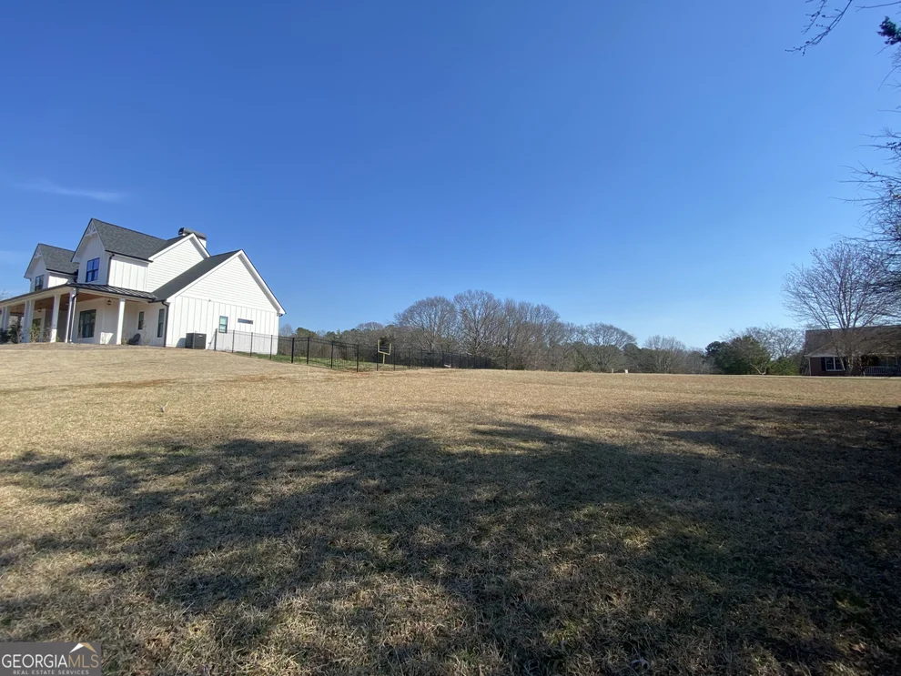 Unit for sale at LOT 9 Majestic Shores Trail, Hartwell, GA 30643