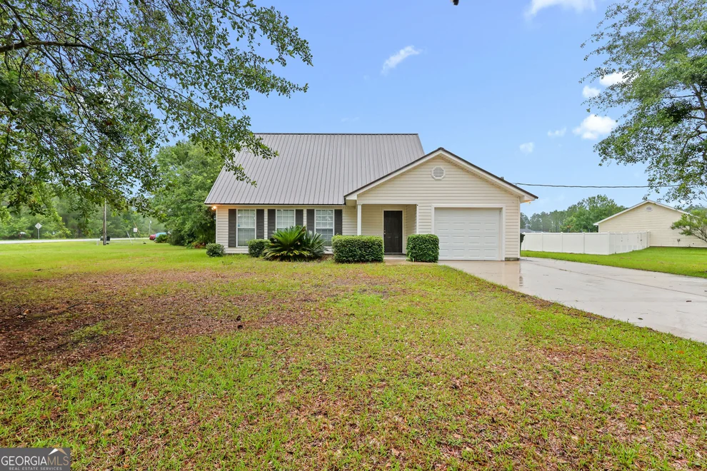 Unit for sale at 255 Ratcliffe Road, Brunswick, GA 31523