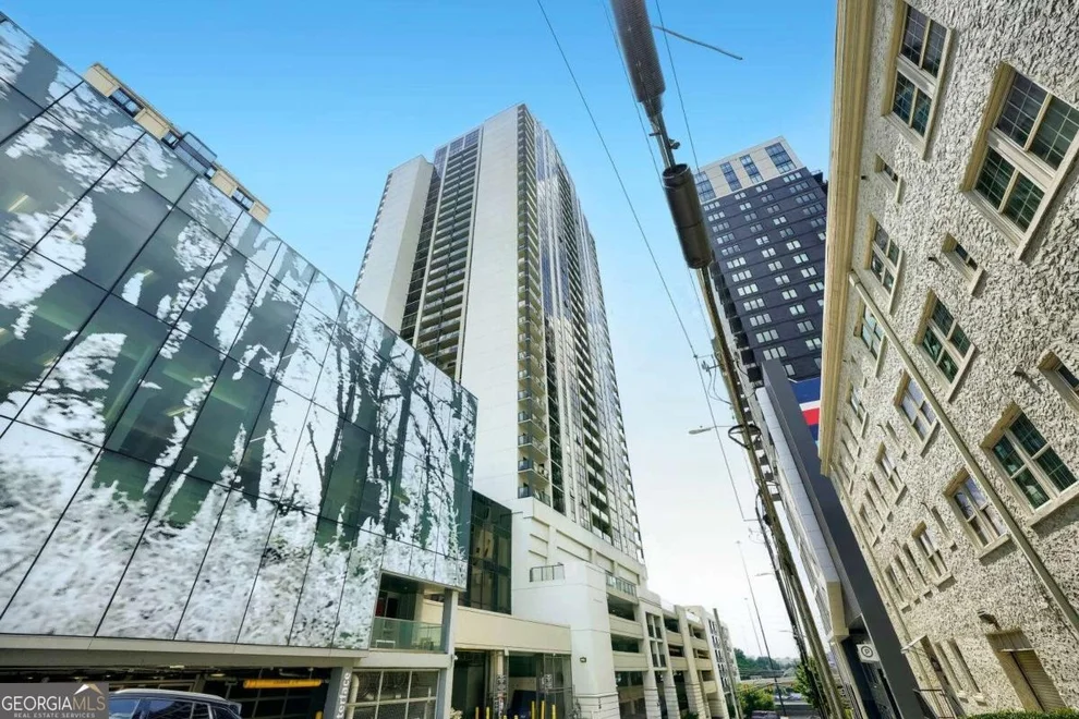 Unit for sale at 1280 W Peachtree Street NW, Atlanta, GA 30309