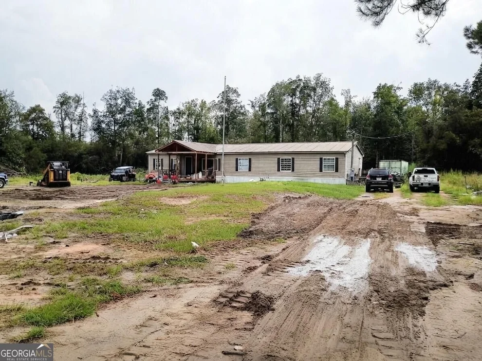 Unit for sale at 361 James Knight Road, Jesup, GA 31545