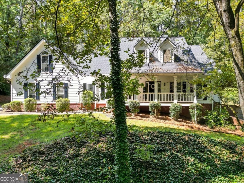 Unit for sale at 5090 Eubanks Road, Woodstock, GA 30188