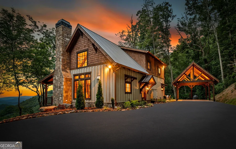 Unit for sale at 380 Utana Bluffs Trail, Ellijay, GA 30540