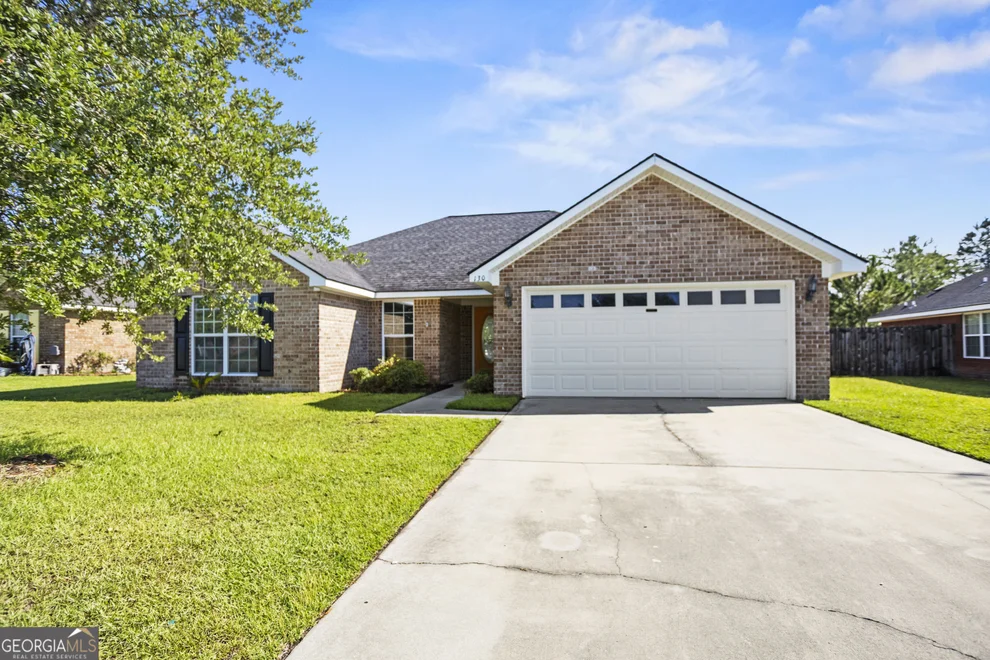 Unit for sale at 130 Grandview Drive, Hinesville, GA 31313