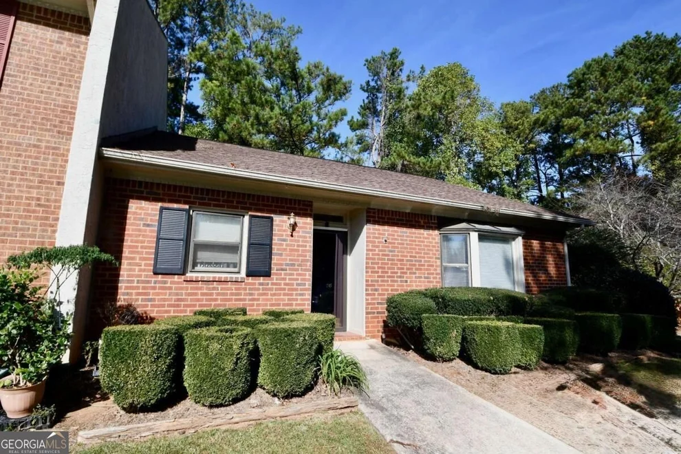 Unit for sale at 250 Cleveland Road, Bogart, GA 30622