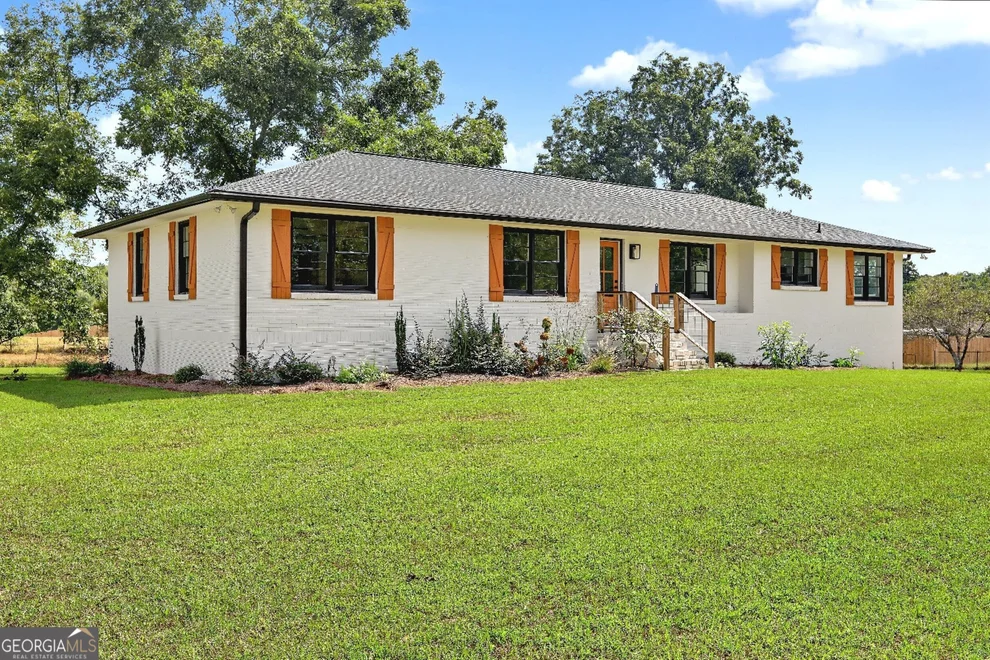 Unit for sale at 3241 Broadnax Mill Road, Loganville, GA 30052