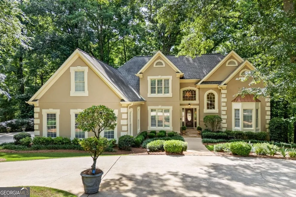 Unit for sale at 295 Blue Heron Drive, Athens, GA 30605