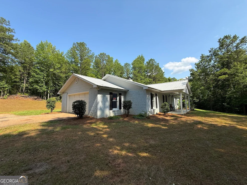 Unit for sale at 245 Lake Talbot Road, Box Springs, GA 31801