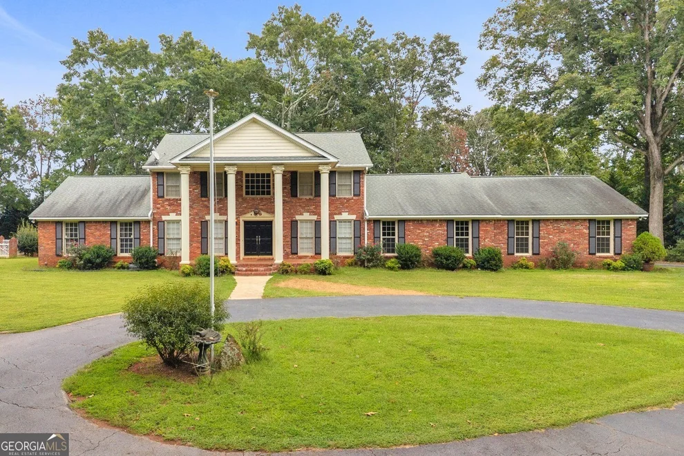 Unit for sale at 6544 Cleveland Highway, Clermont, GA 30527