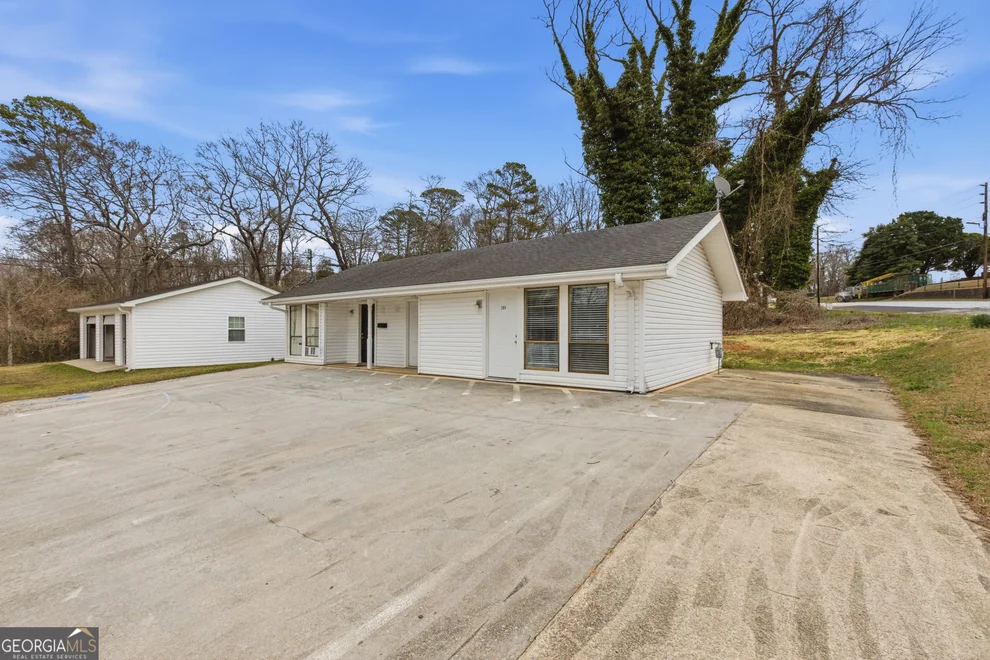 Unit for sale at 201 203 Remsdale Street, Toccoa, GA 30577