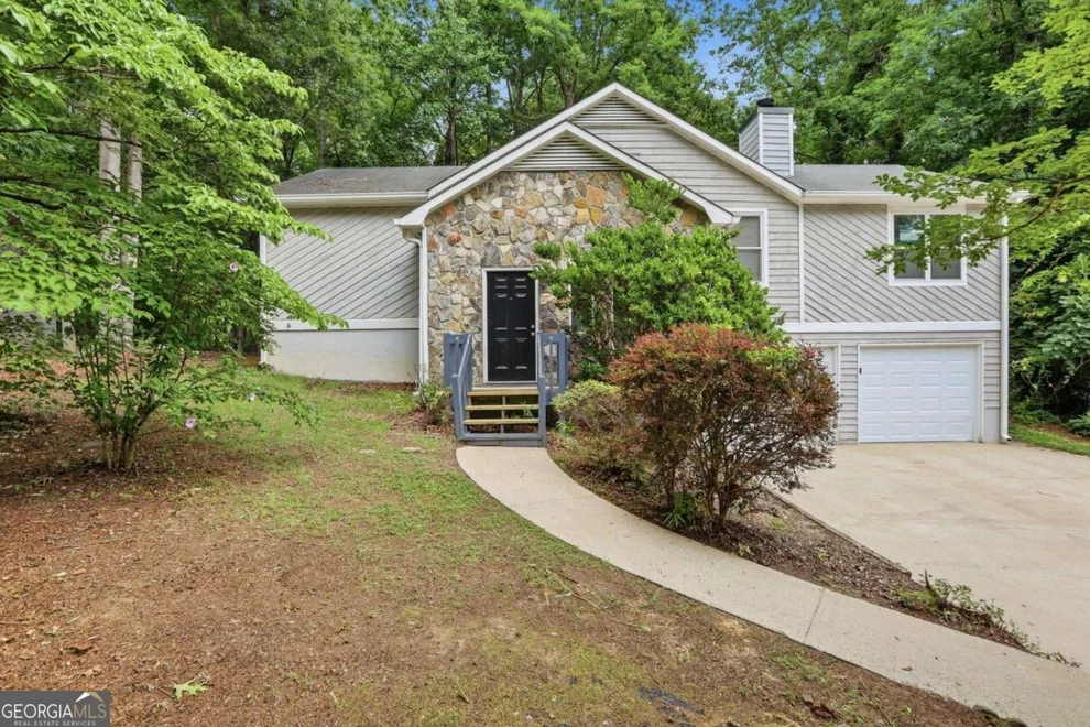 Unit for sale at 7778 Mountain Creek Way, Douglasville, GA 30134