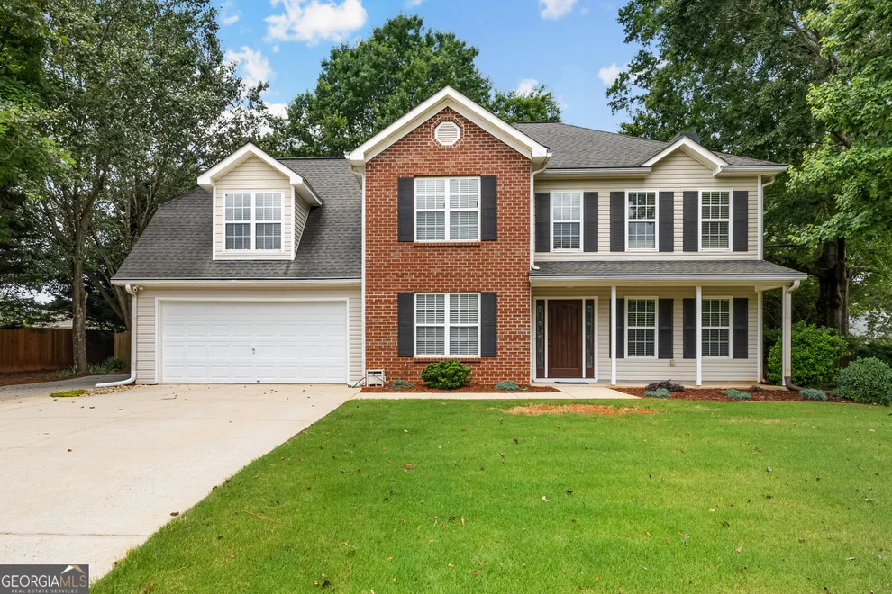 Unit for sale at 61 Thorne Berry Drive, Hampton, GA 30228