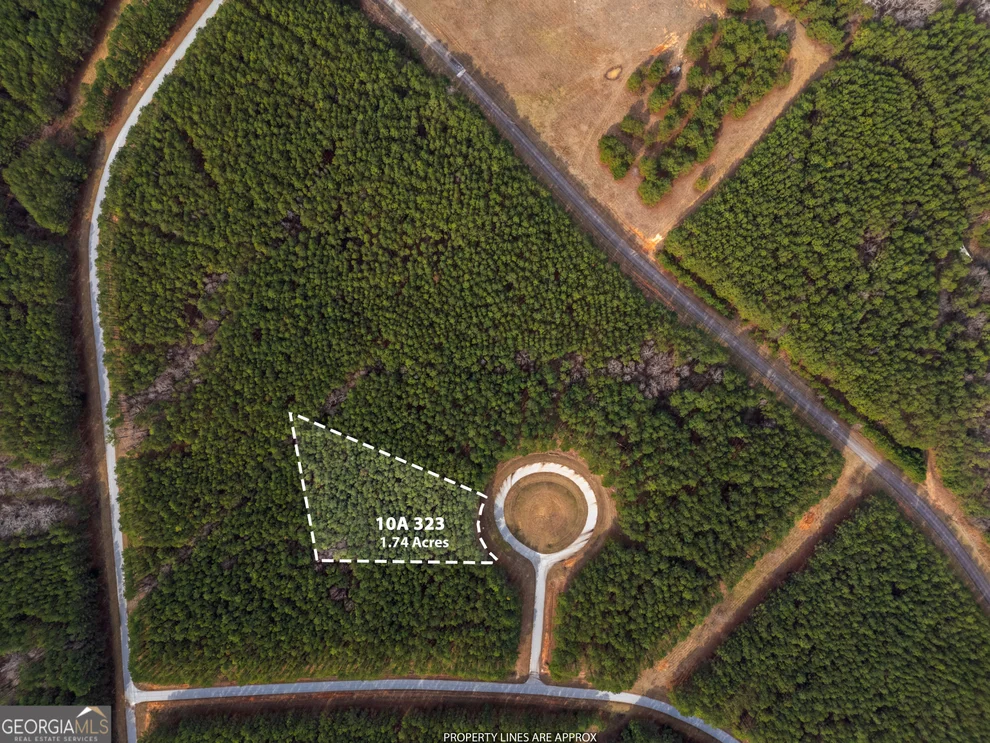 Unit for sale at 1331 Magnolia Court, Tignall, GA 30668