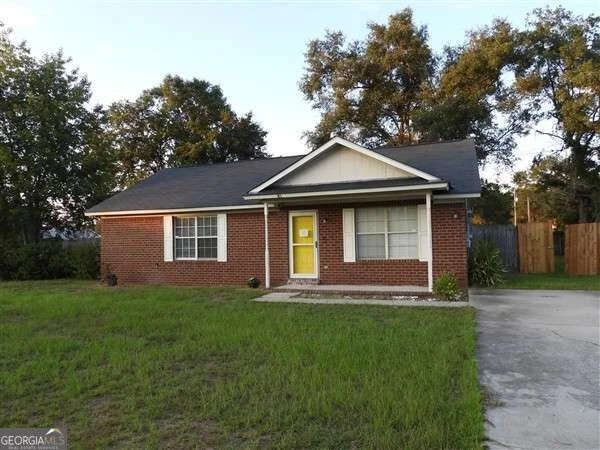 Unit for sale at 81 Crosby Drive, Hinesville, GA 31313