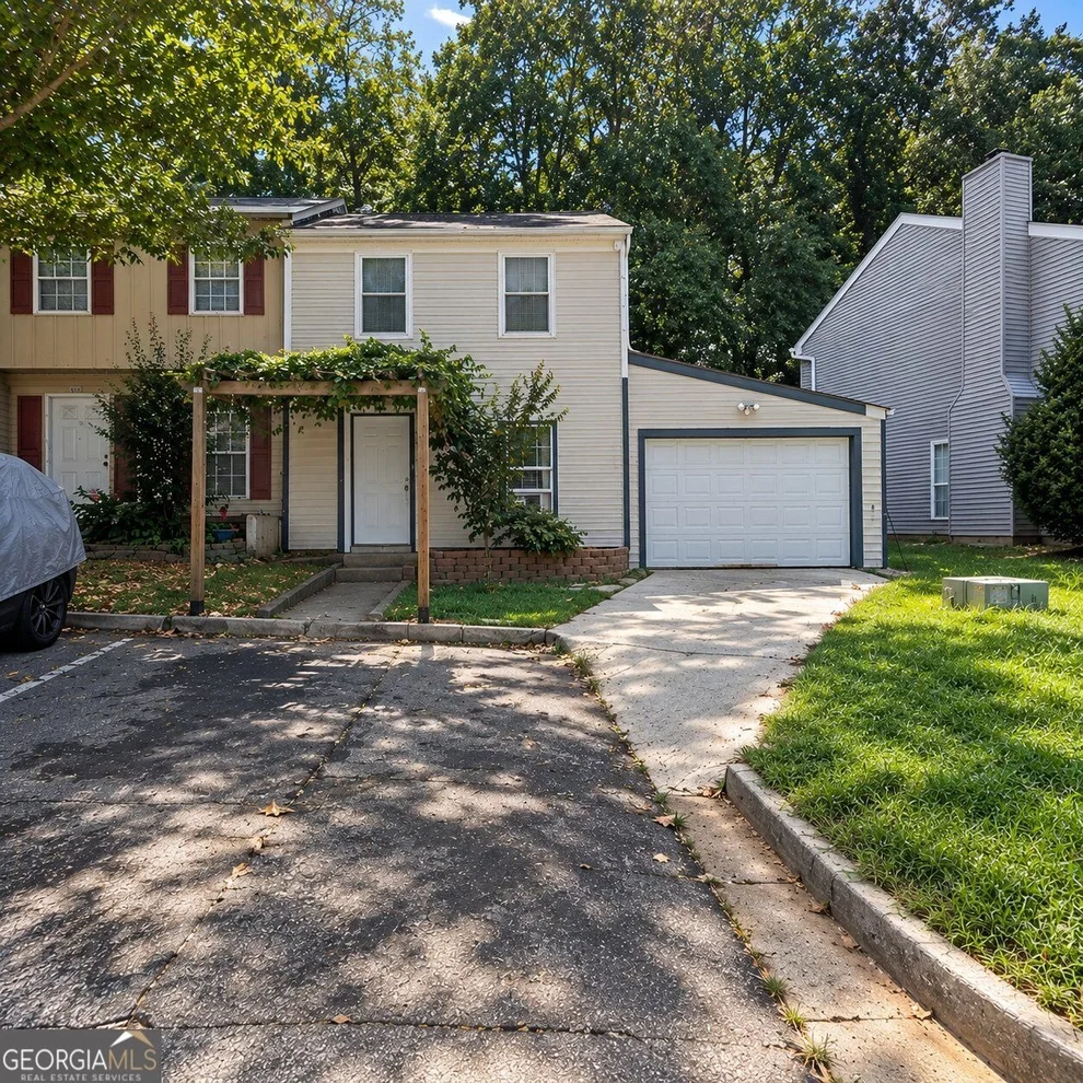 Unit for sale at 3734 Jamestown Court, Atlanta, GA 30340