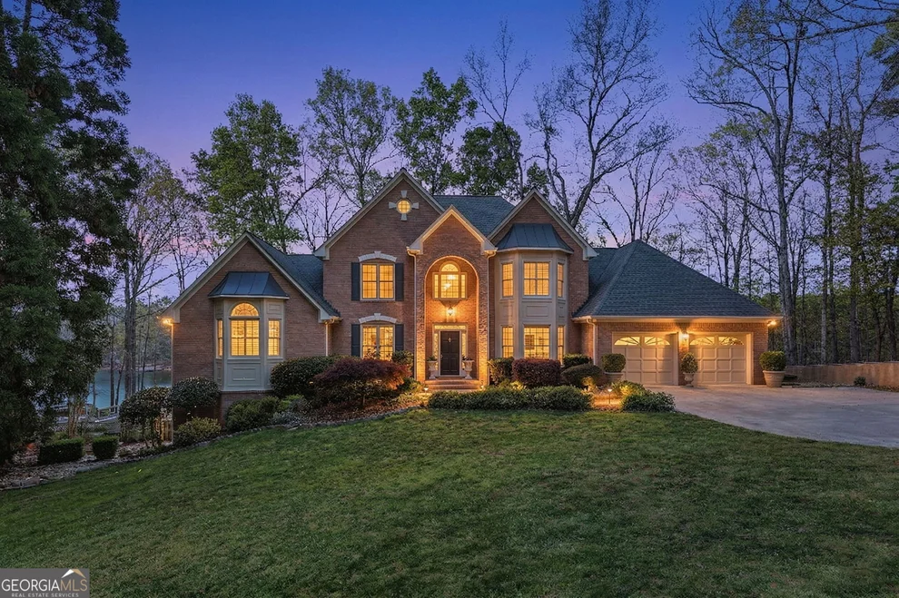 Unit for sale at 3176 Deepwater Drive, Gainesville, GA 30506