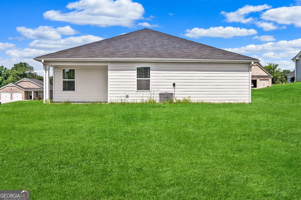 Unit for sale at 7241 Winterberry Circle, Macon, GA 31216
