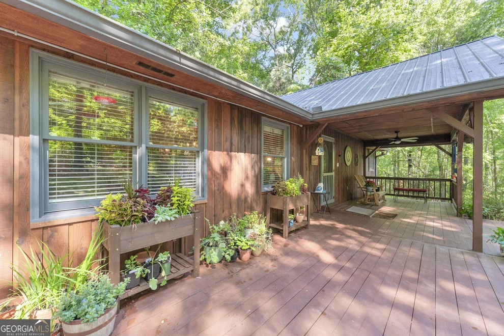 Unit for sale at 113 Biddy Mtn Lane, Tiger, GA 30576