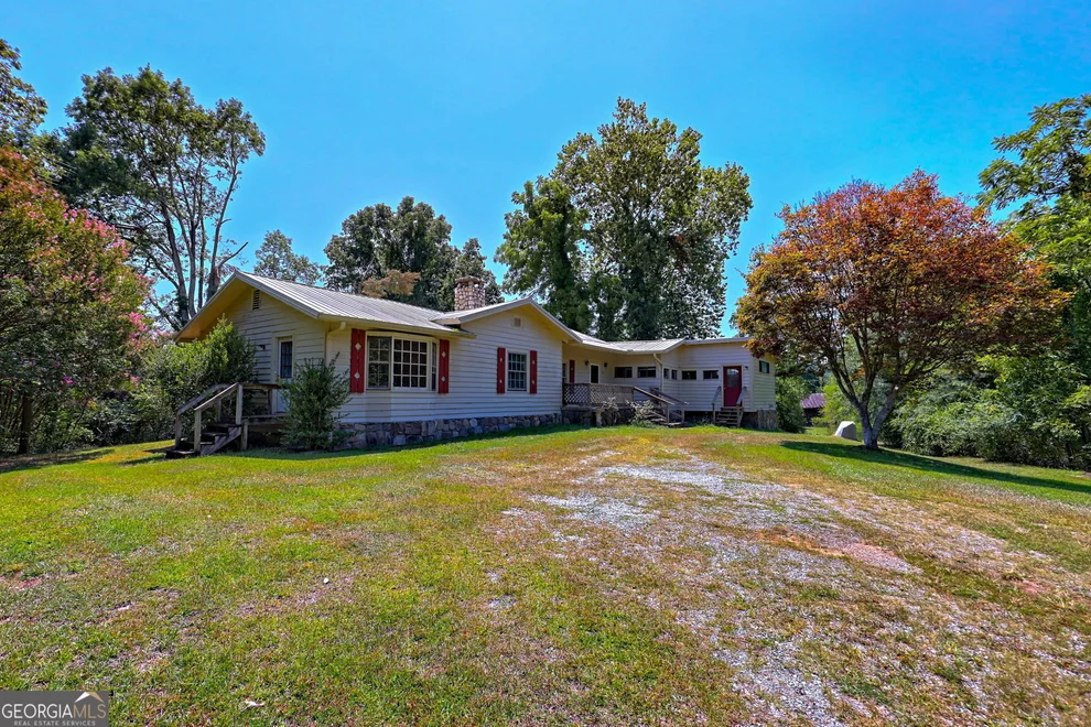 Unit for sale at 23 Tanglewood Lane, Lakemont, GA 30552