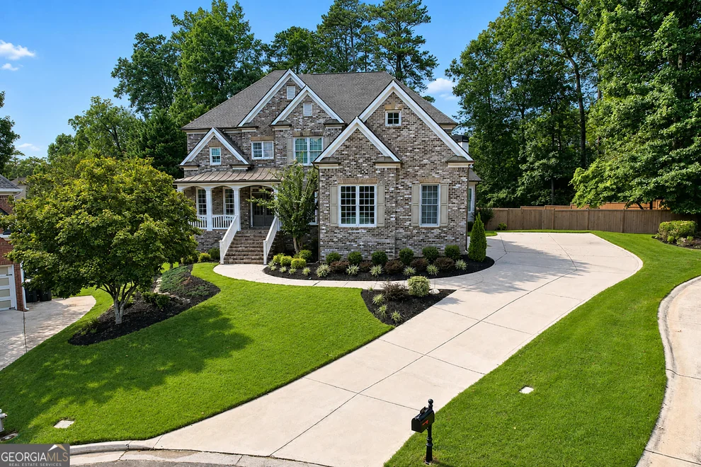 Unit for sale at 2213 Hollowbrooke Court NW, Acworth, GA 30101